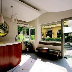 Hotel Lemon Tree Hotel, Udyog Vihar, Gurugram